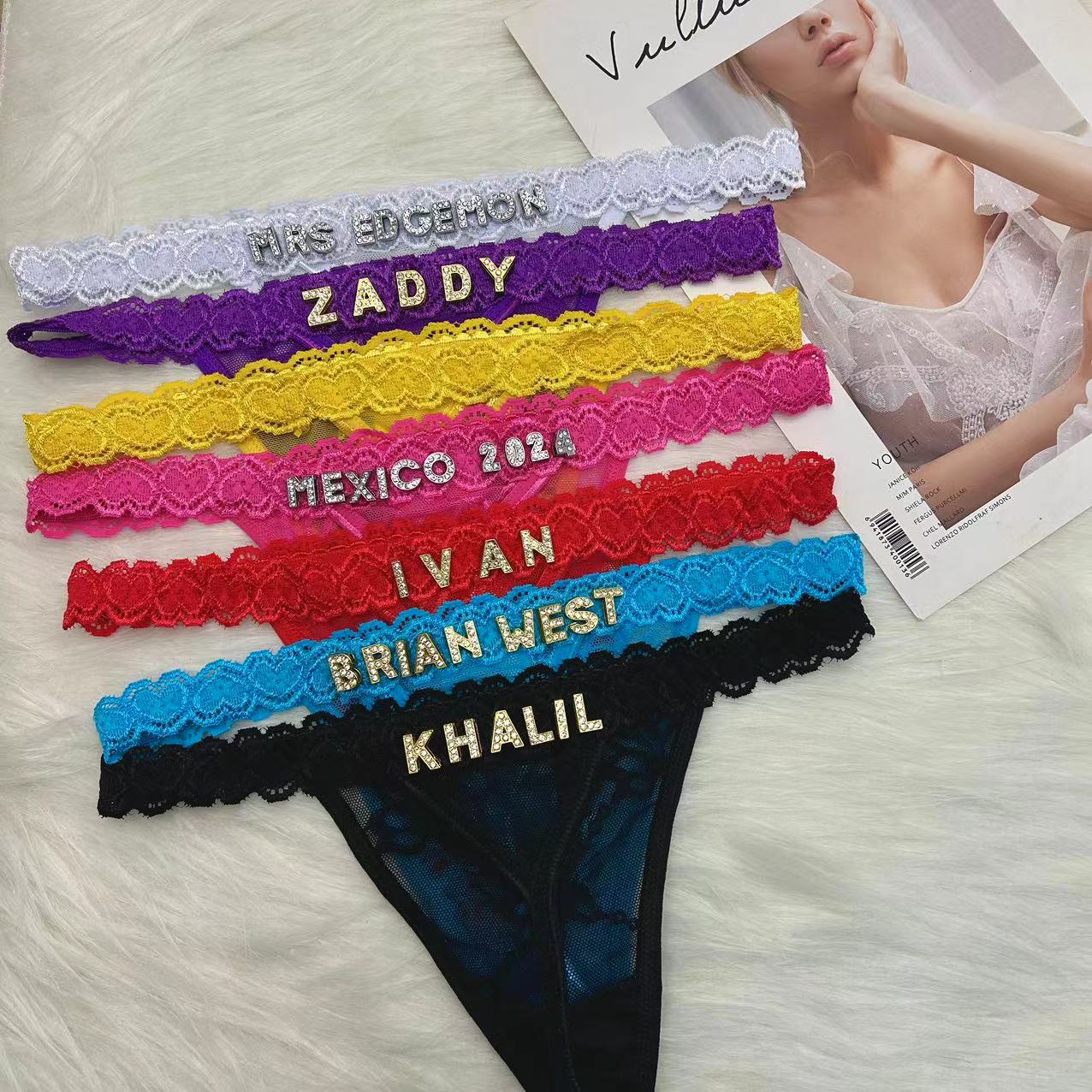 Aangepaste string slipje met n - Body Jewelry Names recensie en prijs